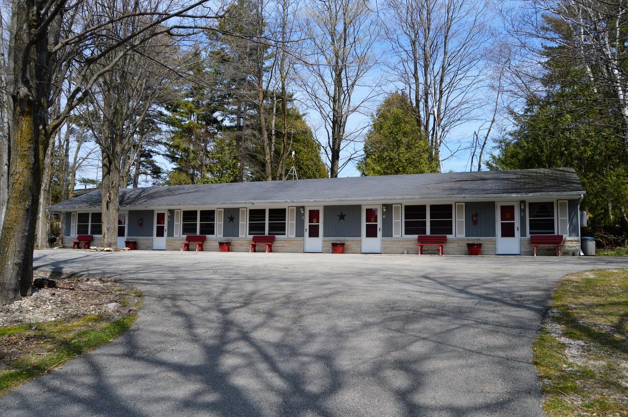 Baileys Sunset Motel Baileys Harbor Exterior photo